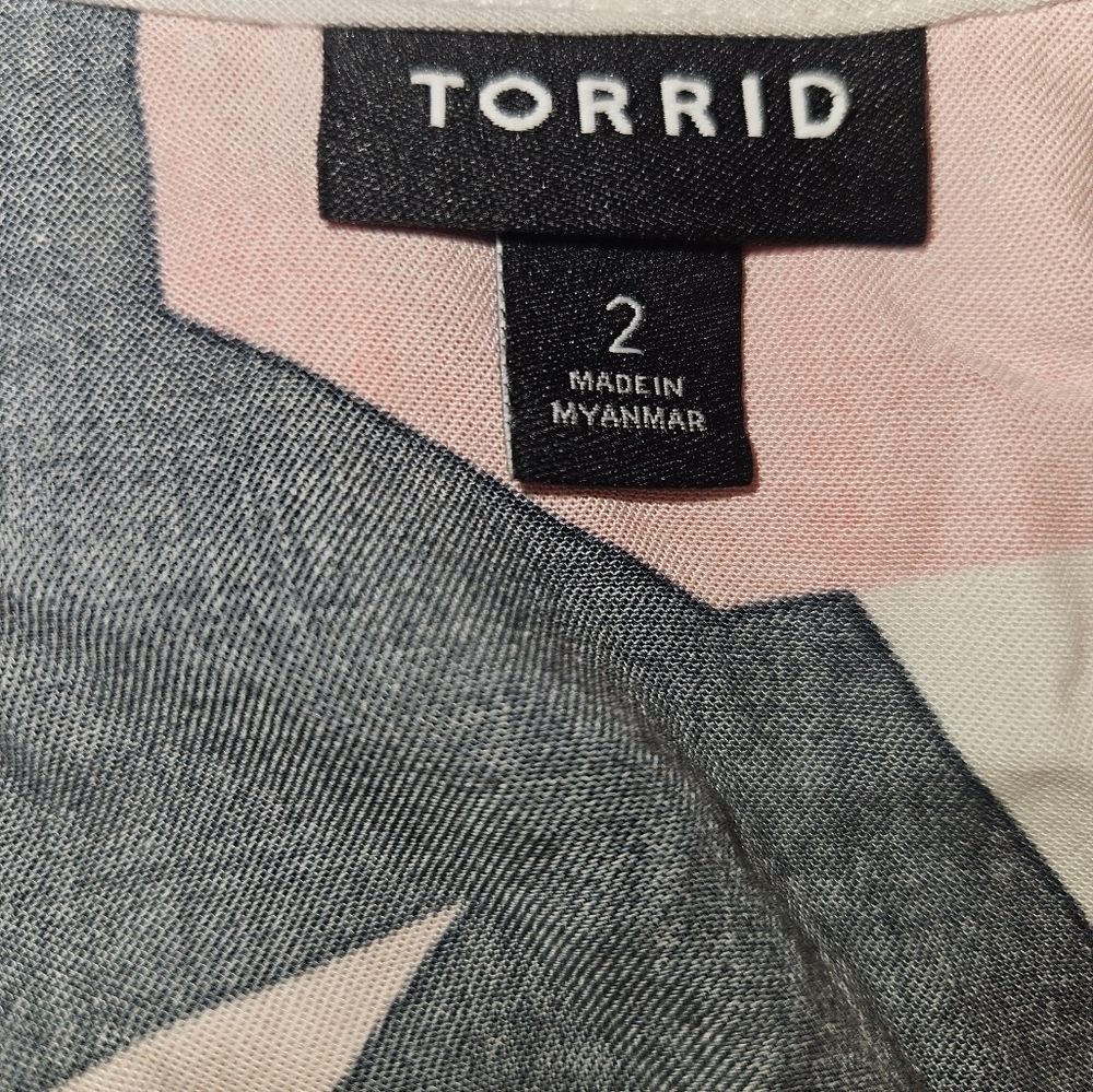 Torrid Womans Spaghetti Strap Tank Top Size 2 - Picture 9 of 9